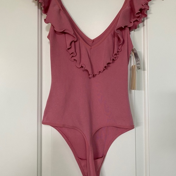 NWT Aritzia Wilfred Danette Bodysuit - Picture 2 of 3